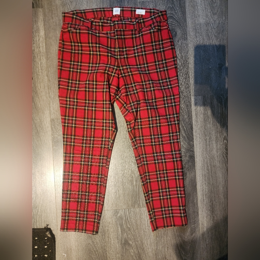 Gap pixie plaid pants